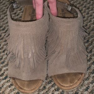 Minnetonka fringe wedges